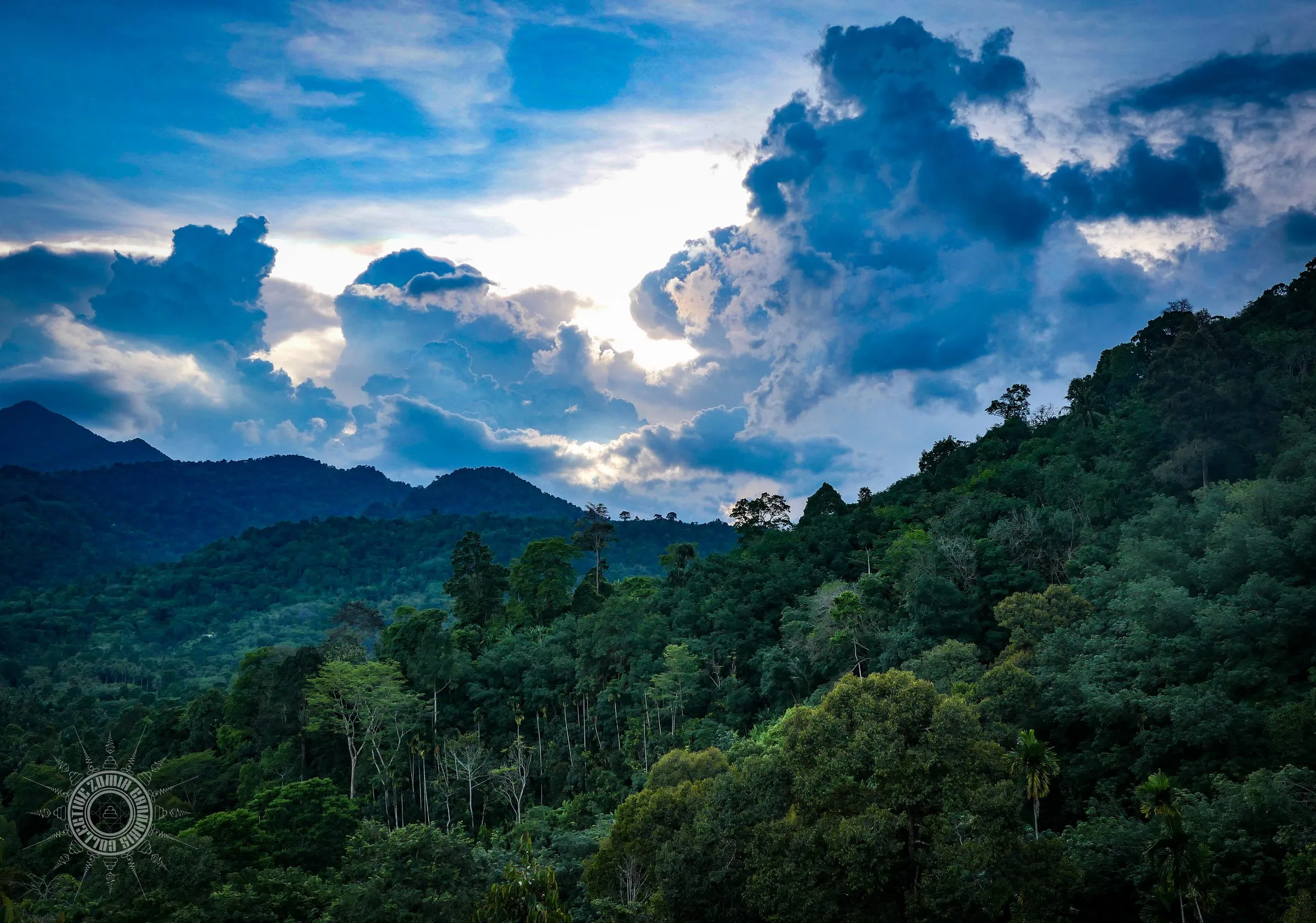Late afternoon looking at the mountains above Lan Saka